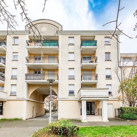 Mona, F2 Pour 4 Pers. - Fairytale Factory Bussy-Saint-Georges Exterior foto